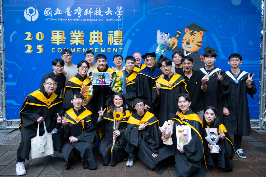 112入學畢業典禮圖片